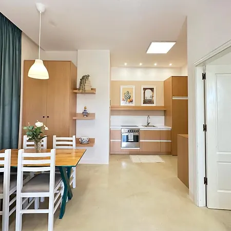 Apartamento Cozy - By The Sea Golem (Tirana)