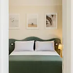 Apartment 2026 Promo Season Cozy