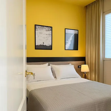 Apartment Promo April 150 Eruo 10 Nights - Home By The Sea