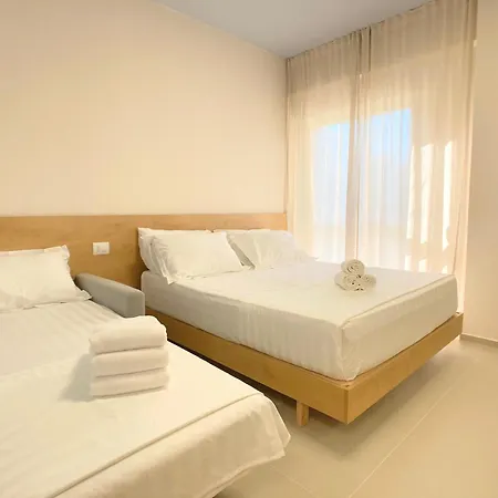 Promo April 150 Eruo 10 Nights - Home By The Sea * Golem (Tirana)