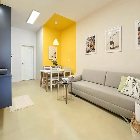 Promo April 150 Eruo 10 Nights - Home By The Sea Apartment
