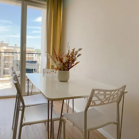 Promo April 150 Eruo 10 Nights - Home By The Sea Apartment Golem (Tirana)