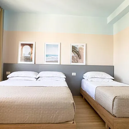 Promo April 150 Eruo 10 Nights - Home By The Sea * Golem (Tirana)