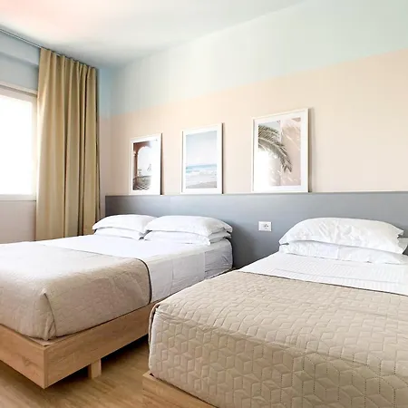 Apartment Promo April 150 Eruo 10 Nights - Home By The Sea *