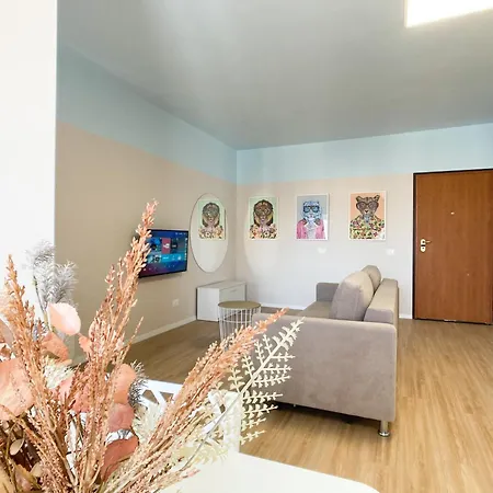 Promo April 150 Eruo 10 Nights - Home By The Sea