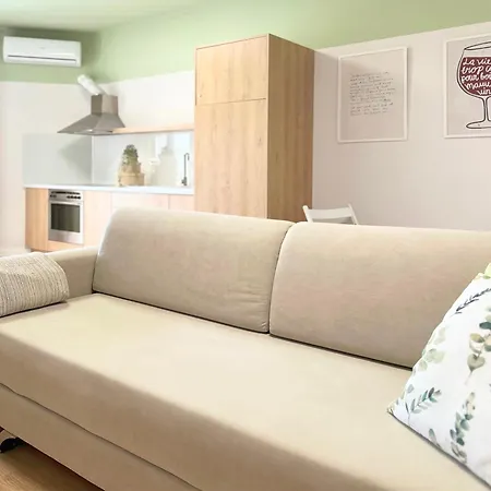 H -cozy - Perfect Golem (Tirana)