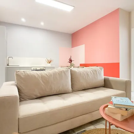 H - Cozy - Perfect * Golem (Tirana)
