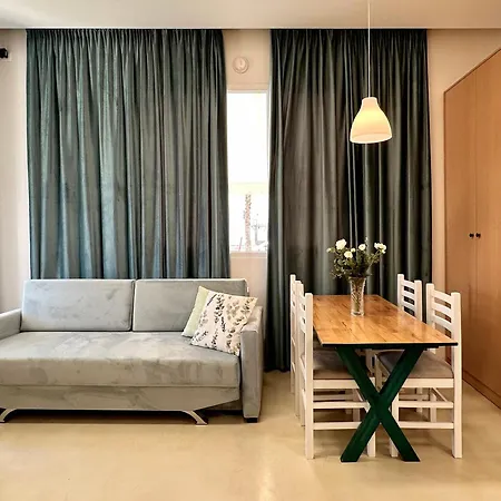 Apartamento H - Cozy - Perfect Golem (Tirana)